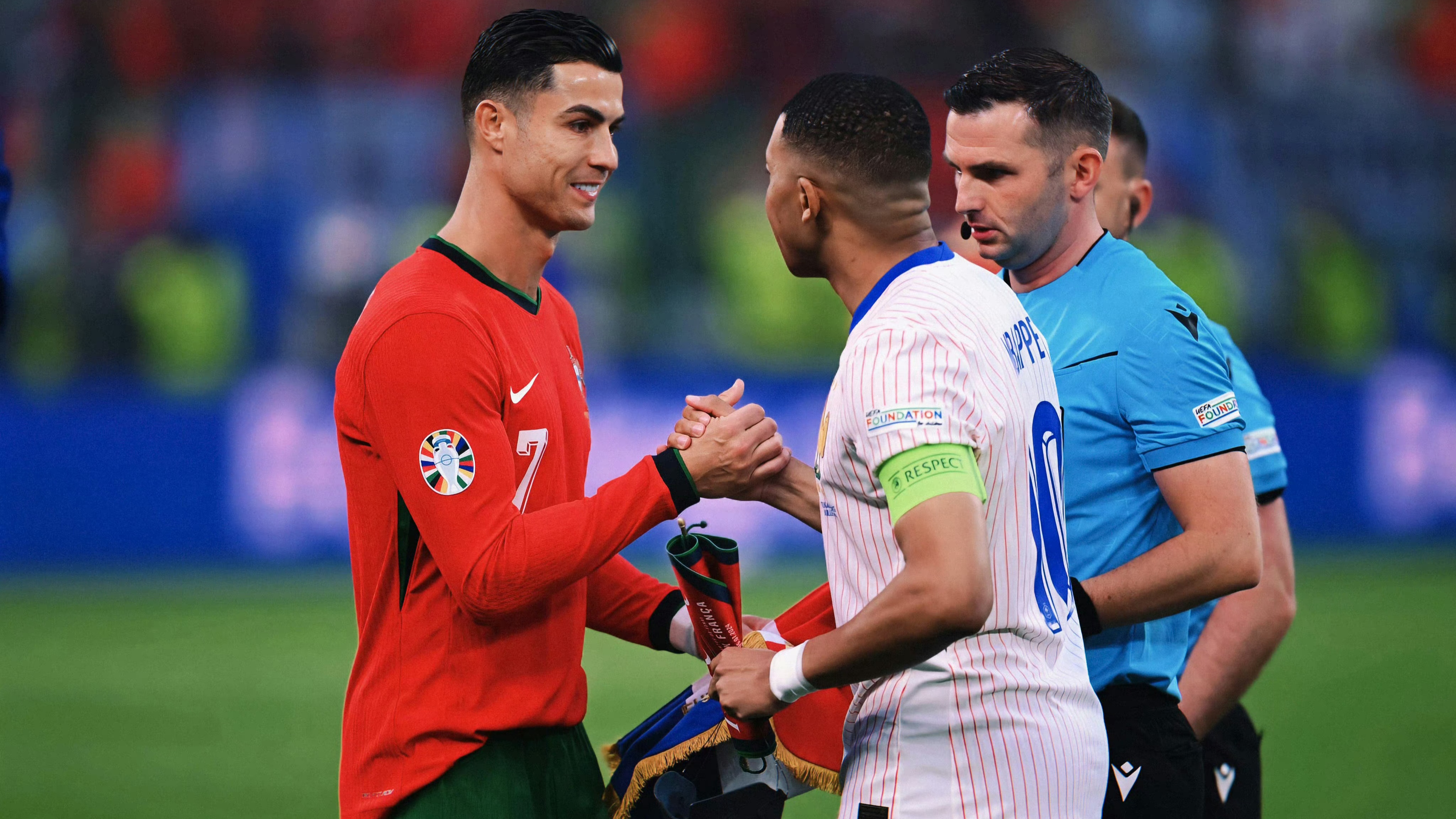 星空体育电脑版下载-法国球员因出色表现入选国家队