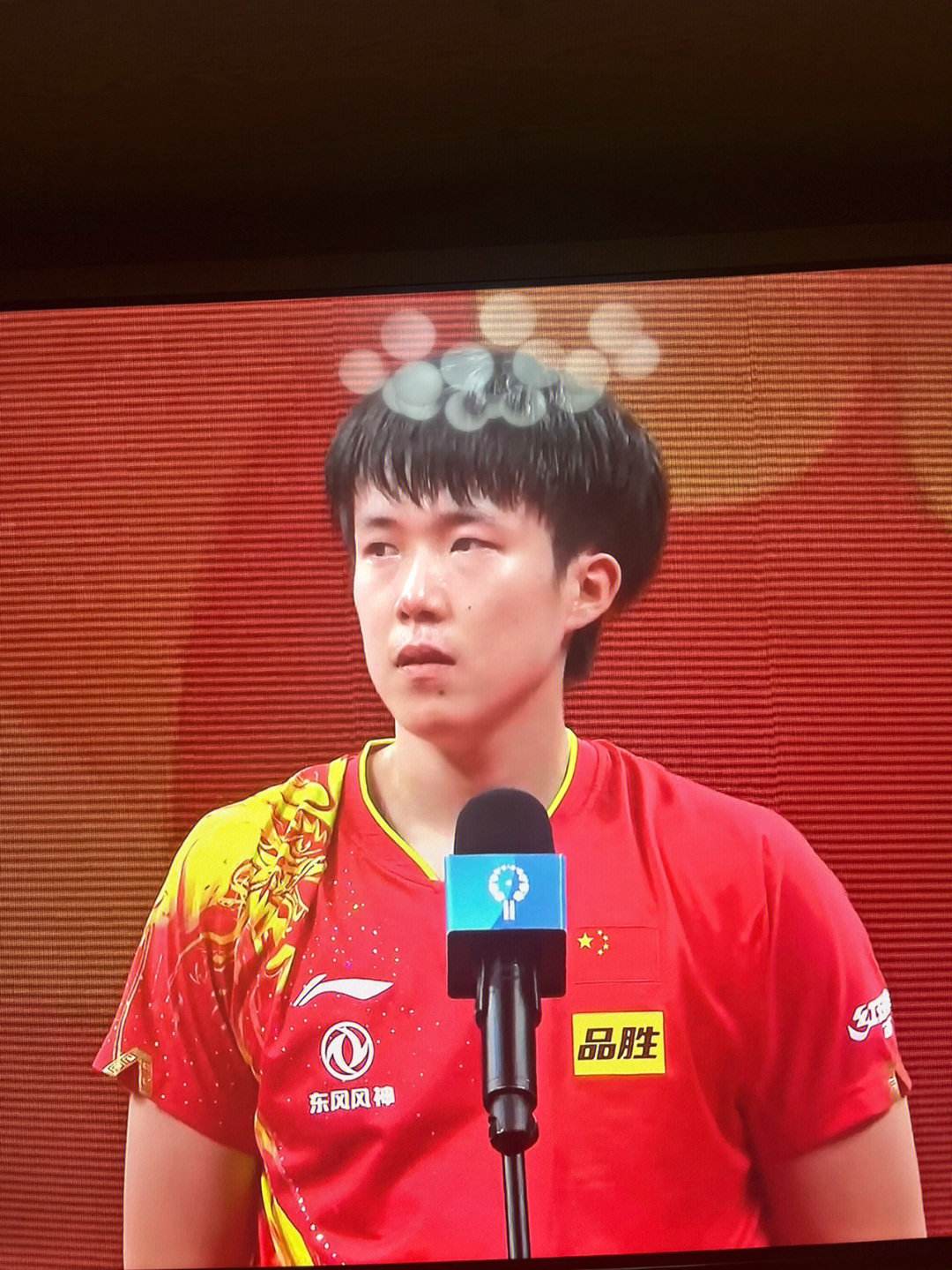 星空弈赛app电脑版-热血搏杀：球员拼尽全力，迎来胜利曙光的简单介绍