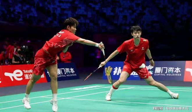 星空体育官网登录入口-黑队实力横扫，白队不甘示弱，双方角逐激烈的简单介绍