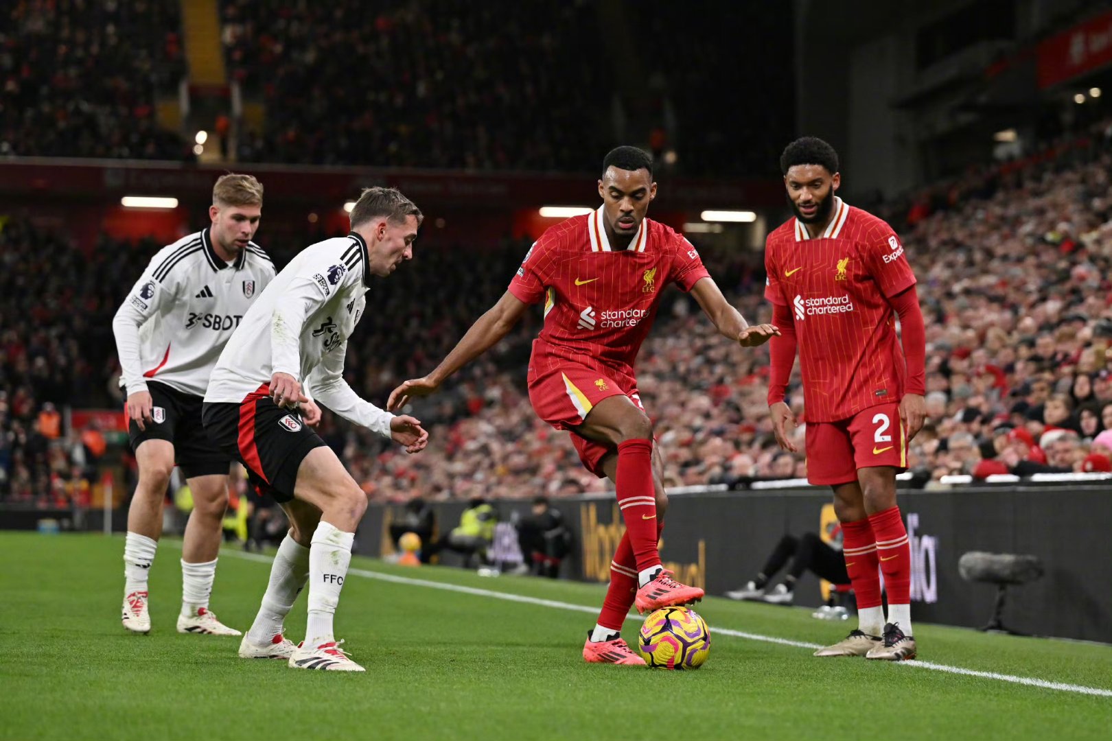 星空体育中国官网-伯恩利客场大胜富勒姆，送对手连败