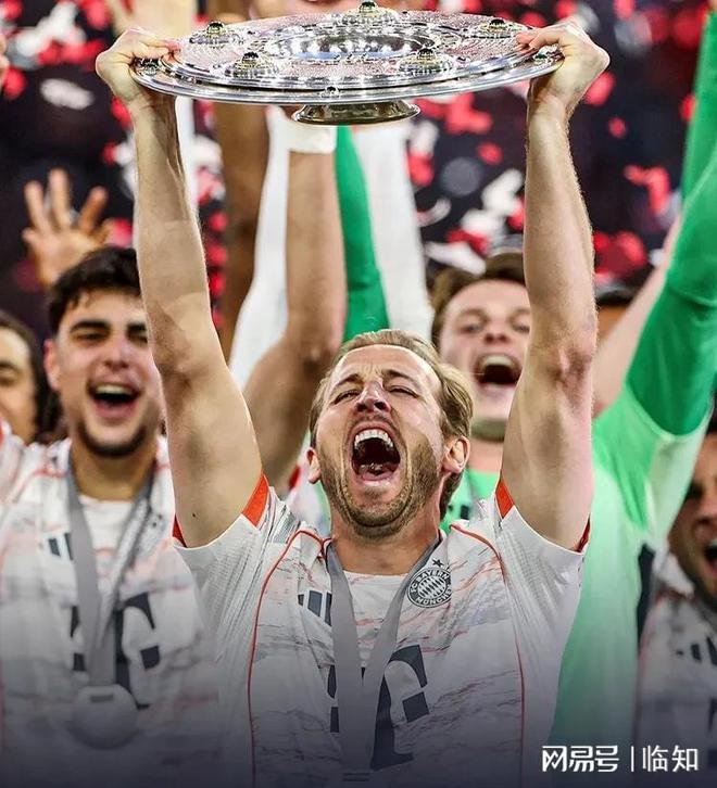 星空体育官网登录入口-汉堡队连败丢总，法兰克福主场封锁敌人的简单介绍