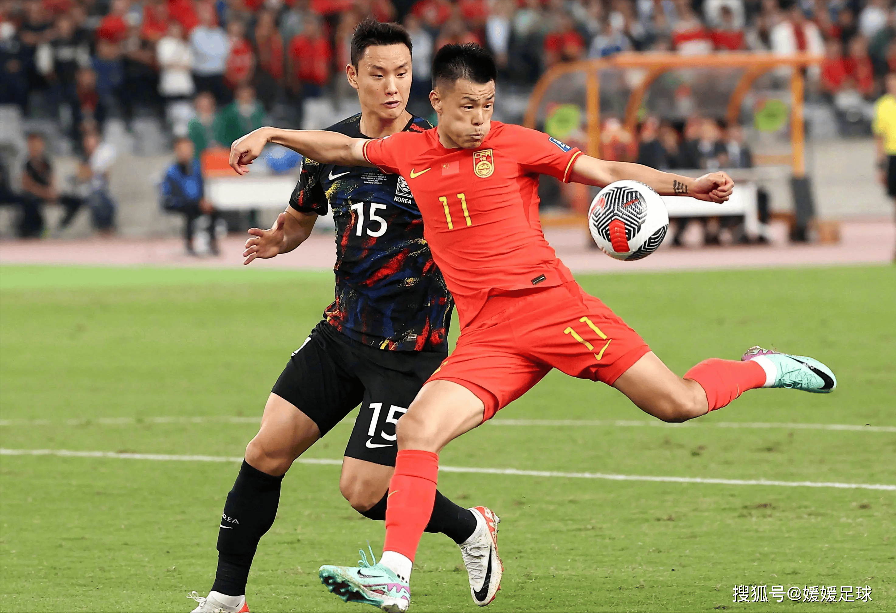 星空体育在线登陆-关于精彩的足球比赛现场，现场掌声不断的信息